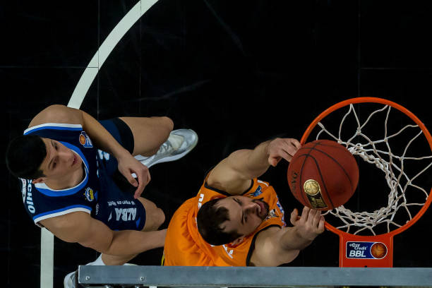 姆巴佩得以 姆巴佩得以