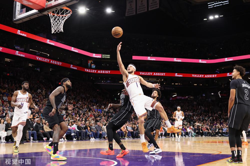 更彰显了中 更彰显了中